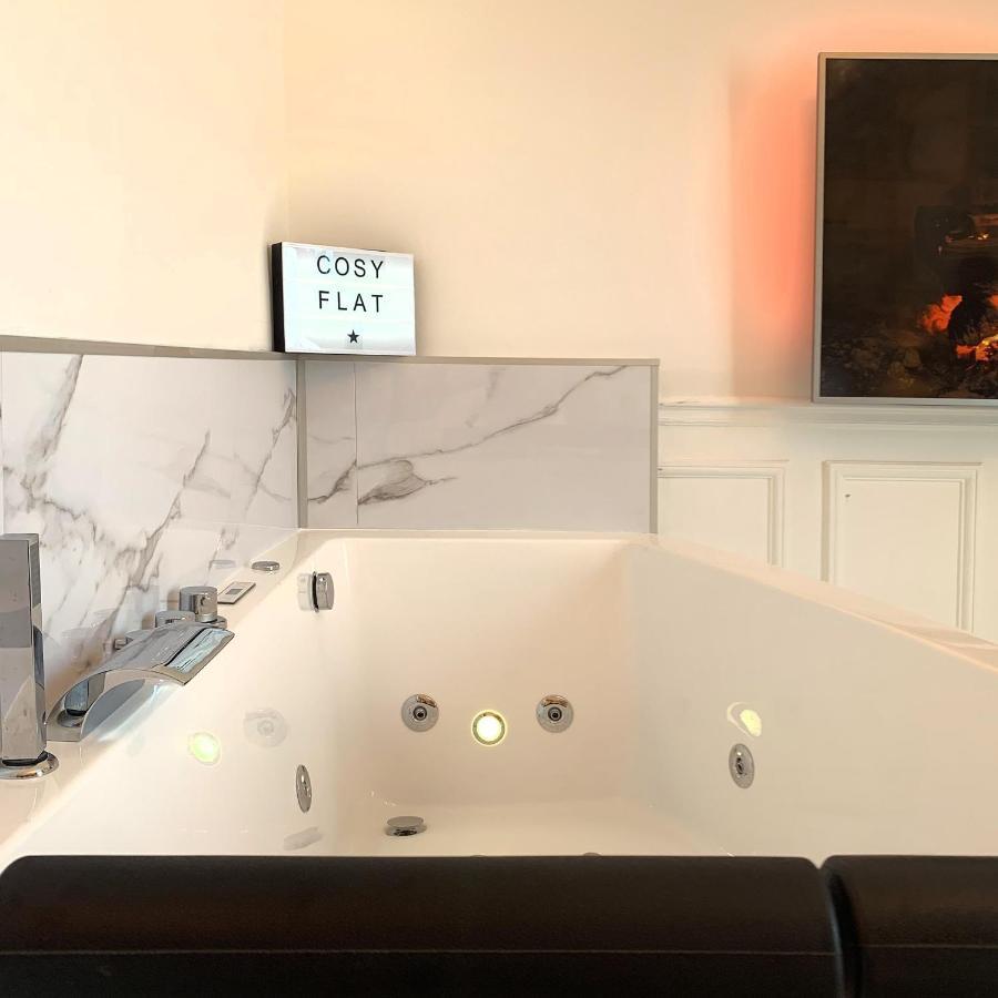 La Marquise - Cosy Flat - Jacuzzi - Senlis Apartment Exterior photo