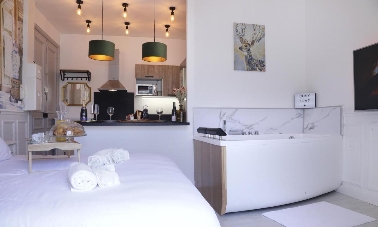La Marquise - Cosy Flat - Jacuzzi - Senlis Apartment Exterior photo
